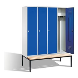 C+P Umkleidespind Classic mit Sitzbank 4 Abteile Front Enzianblau Korpus Lichtgrau