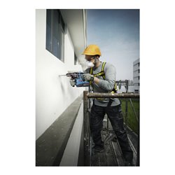 Bosch Akku-Bohrhammer mit ONECHUCK GBH 18V-22 X, 2 x Akku GBA 18V 4.0Ah in L-BOXX 136