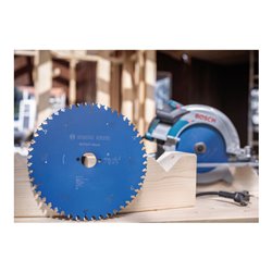 Bosch EXPERT Wood Kreissägeblatt, 185x2,4x20 mm, Z32