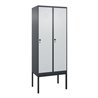 C+P Spind Classic PLUS, Gestell, 2 Abteile, 2120x800x500mm, 7016/7035 Verschluss Sicherheits-Drehriegel 4 Garderobenhaken Trennw