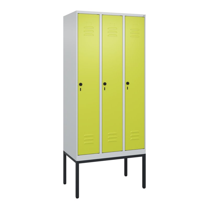 C+P Spind Classic PLUS, Gestell, 3 Abteile, 2120x900x500mm, 7035/0024 Verschluss Sicherheits-Drehriegel 4 Garderobenhaken Trennw