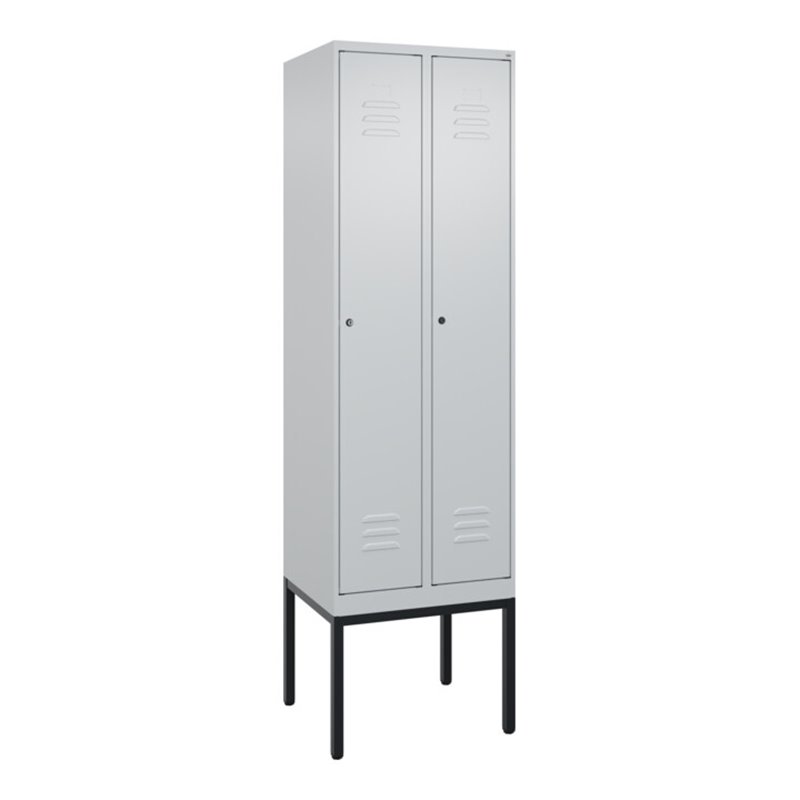 C+P Spind Classic PLUS, Gestell, 2 Abteile, 2120x600x500mm, 7035/7035 Verschluss Zylinderschloss 4 Garderobenhaken Trennwand mit