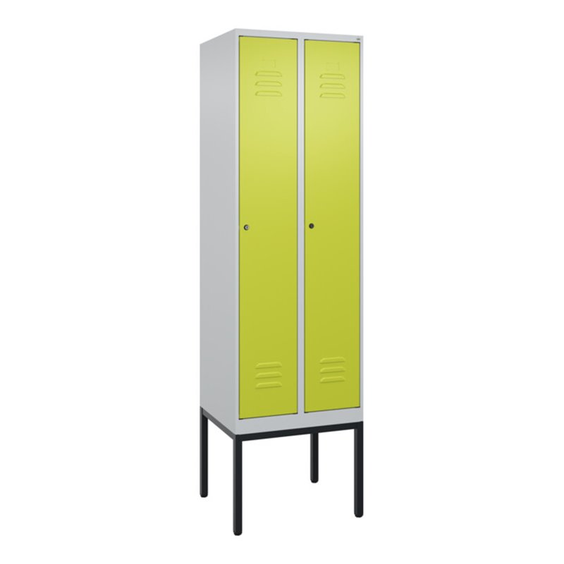 C+P Spind Classic PLUS, Gestell, 2 Abteile, 2120x600x500mm, 7035/0024 Verschluss Zylinderschloss 4 Garderobenhaken Trennwand mit