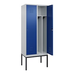 C+P Spind Classic PLUS, Gestell, 2 Abteile, 2120x800x500mm, 7035/5010 Verschluss Zylinderschloss 4 Garderobenhaken Trennwand mit