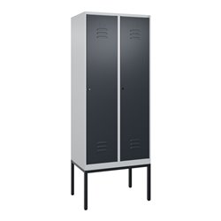 C+P Spind Classic PLUS, Gestell, 2 Abteile, 2120x800x500mm, 7035/7016 Verschluss Zylinderschloss 4 Garderobenhaken Trennwand mit