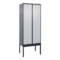 C+P Spind Classic PLUS, Gestell, 2 Abteile, 2120x800x500mm, 7016/7035 Verschluss Zylinderschloss 4 Garderobenhaken Trennwand mit