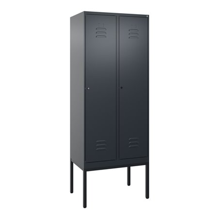 C+P Spind Classic PLUS, Gestell, 2 Abteile, 2120x800x500mm, 7016/7016 Verschluss Zylinderschloss 4 Garderobenhaken Trennwand mit