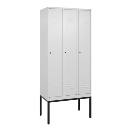 C+P Spind Classic PLUS, Gestell, 3 Abteile, 2120x900x500mm, 9016/9016 Verschluss Zylinderschloss 4 Garderobenhaken Trennwand mit