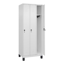 C+P Spind Classic PLUS, Füße, 3 Abteile, 1950x750x500mm, 9016/9016 Verschluss Sicherheits-Drehriegel 3 Garderobenhaken