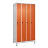 C+P Spind Classic PLUS, Füße, 4 Abteile, 1950x1000x500mm, 7035/2004 Verschluss Sicherheits-Drehriegel 3 Garderobenhaken