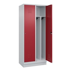 C+P Spind Classic PLUS, Sockel, 2 Abteile, 1950x800x500mm, 7035/3003 Verschluss Zylinderschloss 4 Garderobenhaken Trennwand mitt