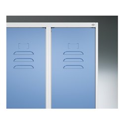 C+P Spind Classic PLUS, Gestell, 2 Abteile, 2120x800x500mm, 7035/3003 Verschluss Sicherheits-Drehriegel 4 Garderobenhaken