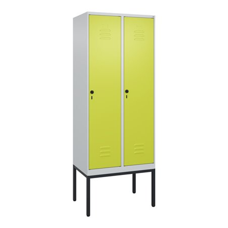 C+P Spind Classic PLUS, Gestell, 2 Abteile, 2120x800x500mm, 7035/0024 Verschluss Sicherheits-Drehriegel 4 Garderobenhaken