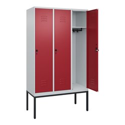 C+P Spind Classic PLUS, Gestell, 3 Abteile, 2120x1200x500mm, 7035/3003 Verschluss Sicherheits-Drehriegel 4 Garderobenhaken