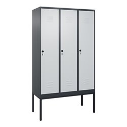 C+P Spind Classic PLUS, Gestell, 3 Abteile, 2120x1200x500mm, 7016/7035 Verschluss Sicherheits-Drehriegel 4 Garderobenhaken