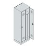 C+P Spind Classic PLUS, Sockel, 2 Abteile, 1950x600x500mm, 7035/2004 Verschluss Sicherheits-Drehriegel 4 Garderobenhaken Trennwa