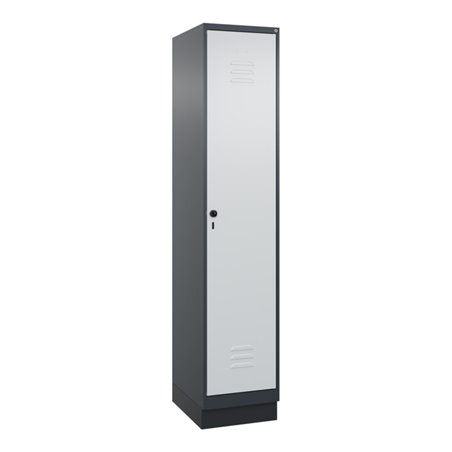 C+P Spind Classic PLUS, Sockel, 1 Abteil, 1950x400x500mm, 7016/7035 Verschluss Sicherheits-Drehriegel 4 Garderobenhaken Trennwan