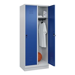 C+P Spind Classic PLUS, Sockel, 2 Abteile, 1950x800x500mm, 7035/5010 Verschluss Sicherheits-Drehriegel 4 Garderobenhaken