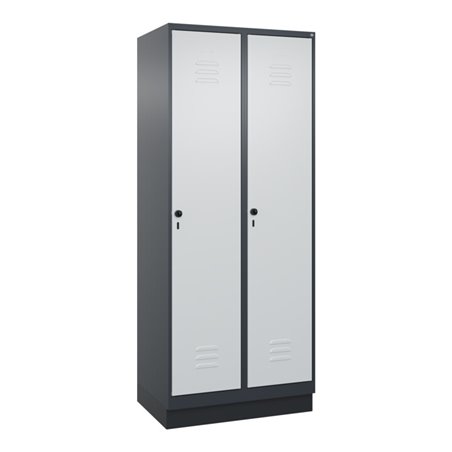 C+P Spind Classic PLUS, Sockel, 2 Abteile, 1950x800x500mm, 7016/7035 Verschluss Sicherheits-Drehriegel 4 Garderobenhaken