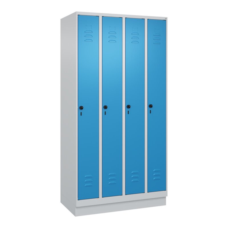 C+P Spind Classic PLUS, Sockel, 4 Abteile, 1950x1000x500mm, 7035/5012 Verschluss Sicherheits-Drehriegel 3 Garderobenhaken