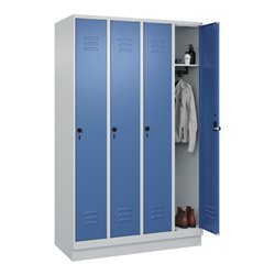 C+P Spind Classic PLUS, Sockel, 4 Abteile, 1950x1200x500mm, 7035/5023 Verschluss Sicherheits-Drehriegel 3 Garderobenhaken