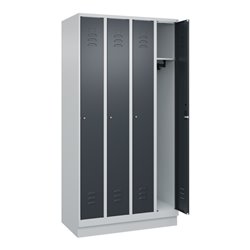 C+P Spind Classic PLUS, Sockel, 4 Abteile, 1950x1000x500mm, 7035/7016 Verschluss Zylinderschloss 3 Garderobenhaken