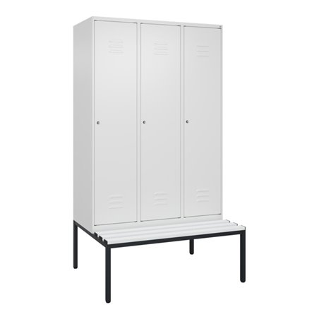 C+P Spind Classic PLUS, Bank, 3 Abteile, 2120x1200x815mm, 9016/9016 Verschluss Zylinderschloss 4 Garderobenhaken  Dekor Banklatt