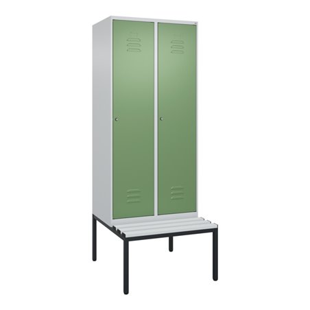 C+P Spind Classic PLUS, Bank, 2 Abteile, 2120x800x815mm, 7035/6011 Verschluss Zylinderschloss 4 Garderobenhaken  Dekor Banklatte