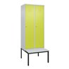 C+P Spind Classic PLUS, Bank, 2 Abteile, 2120x800x815mm, 7035/0024 Verschluss Zylinderschloss 4 Garderobenhaken  Dekor Banklatte