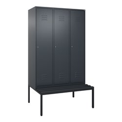 C+P Spind Classic PLUS, Bank, 3 Abteile, 2120x1200x815mm, 7016/7016 Verschluss Zylinderschloss 4 Garderobenhaken  Dekor Banklatt