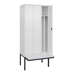 C+P Spind Classic PLUS, Bank, 3 Abteile, 2120x900x815mm, 9016/9016 Verschluss Zylinderschloss 4 Garderobenhaken Trennwand mittig