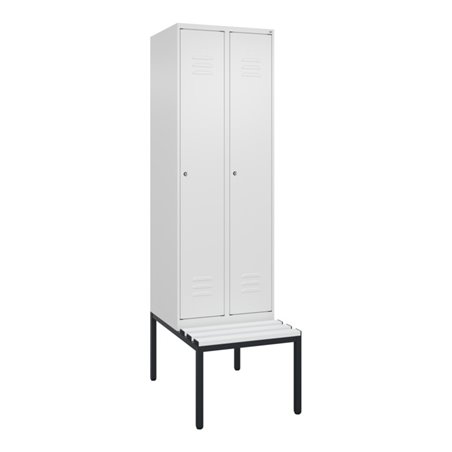 C+P Spind Classic PLUS, Bank, 2 Abteile, 2120x600x815mm, 9016/9016 Verschluss Zylinderschloss 3 Garderobenhaken  Dekor Banklatte