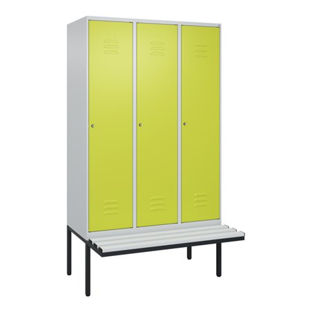 C+P Spind Classic PLUS, Bank, 3 Abteile, 2120x1200x815mm, 7035/0024 Verschluss Zylinderschloss 4 Garderobenhaken  Dekor Banklatt