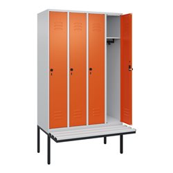 C+P Spind Classic PLUS, Bank, 4 Abteile, 2120x1200x815mm, 7035/2004 Verschluss Sicherheits-Drehriegel 3 Garderobenhaken  Dekor B