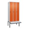 C+P Spind Classic PLUS, Bank, 3 Abteile, 2120x900x815mm, 7035/2004 Verschluss Sicherheits-Drehriegel 3 Garderobenhaken  Dekor Ba
