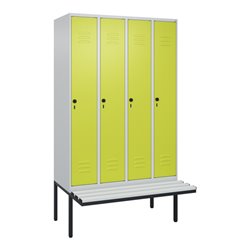 C+P Spind Classic PLUS, Bank, 4 Abteile, 2120x1200x815mm, 7035/0024 Verschluss Sicherheits-Drehriegel 3 Garderobenhaken  Dekor B
