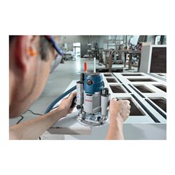 Bosch Oberfräse GOF 1600 CE mit L-BOXX